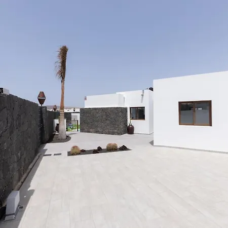 Villa Sea Breeze Callao Playa Blanca