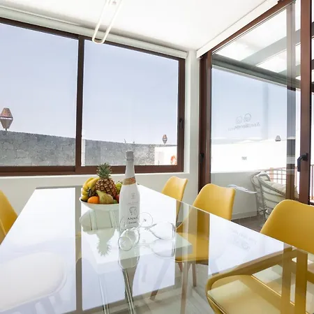 Sea Breeze Callao Playa Blanca