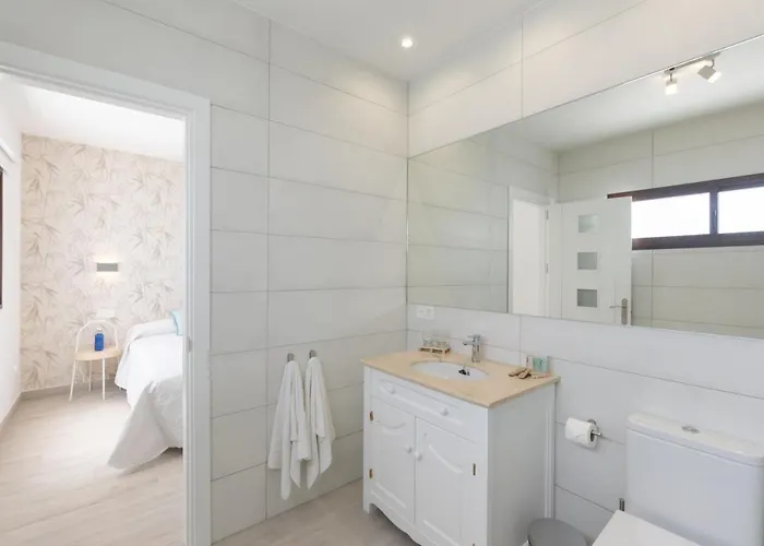 Sea Breeze Callao Villa Playa Blanca