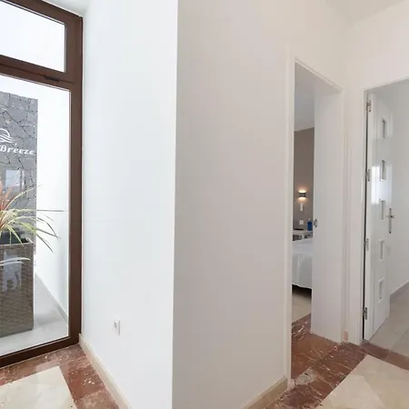 Sea Breeze Callao Vila