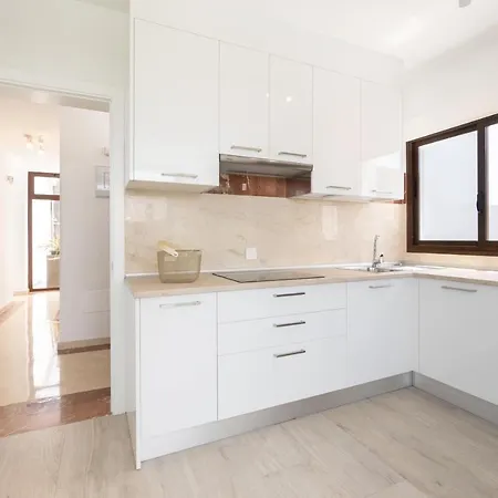 Sea Breeze Callao 플라야블랑카