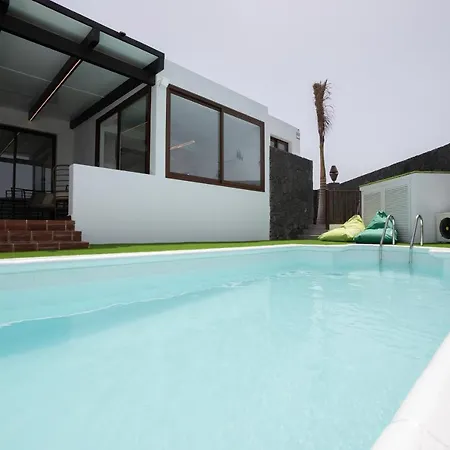 Sea Breeze Callao Vila